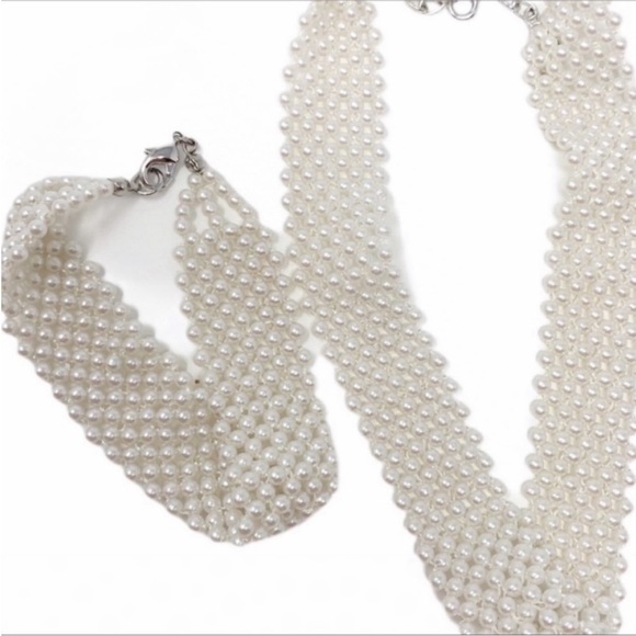 MONET vintage pearl choker necklace & bracelet - Picture 3 of 5